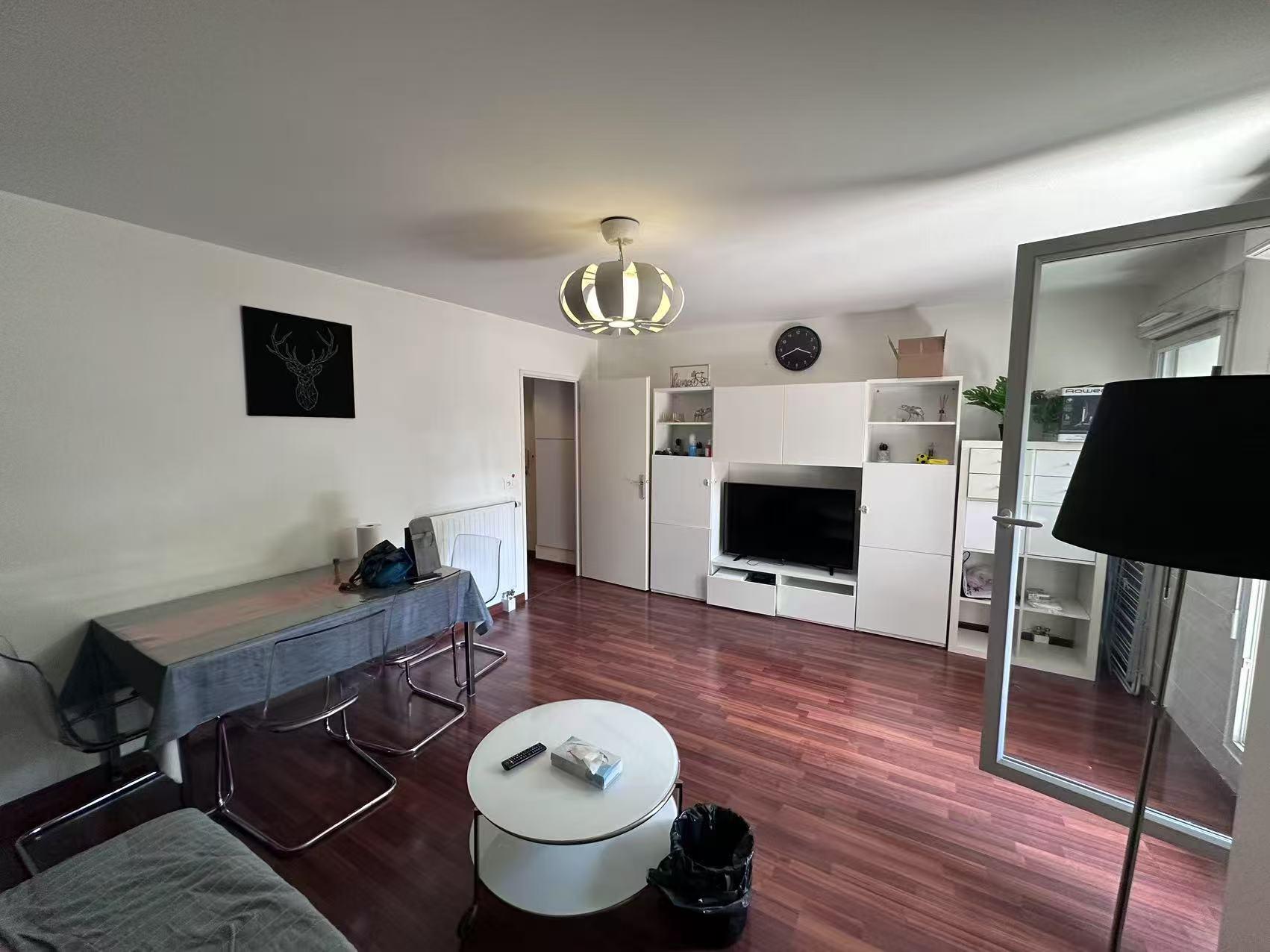 Vitry-sur-Seine 94e·78m²·Separate room in the sharing apartment·With furniture[Paris Rental]