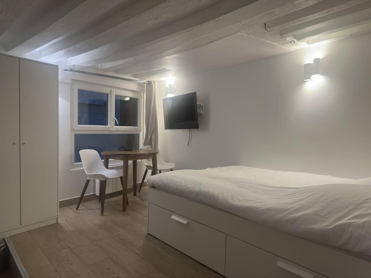 PARIS 5지역·18m²·studio·studio·가구·장기[프랑스 부동산,프랑스 아파트 매매,파리 집 구하기,프랑스 임대 부동산,프랑스 부동산 투자,프랑스 아파트 임대 방법,파리 집 계약 절차,프랑스 부동산 세금 정보,프랑스 부동산 중개인 추천,프랑스 주택 임대 시세,프랑스 주택 관리 서비스,프랑스 아파트 월세,프랑스 단기 임대,파리 집 임대,프랑스 월세 계약,프랑스 월세 시세,파리 임대 집 추천,프랑스 임대,프랑스 월세 ,프랑스 부동산 임대 서비스,프랑스 부동산 중개,프랑스 부동산 에이전시,파리 부동산 중개인,프랑스 부동산 매물,파리 부동산 에이전시 추천,파리 현지 부동산 상담,파리 부동산 거래 대행,프랑스 부동산 시세 조회,프랑스 부동산 서비스,파리 부동산 에이전시,프랑스 부동산 전문가,프랑스 부동산 거래 팁,프랑스 주택 중개 플랫폼,파리 유학생 ,프랑스 유학 집 구하기,파리 학생 기숙사 임대,프랑스 유학생 월세 아파트,프랑스 유학 임대 계약,파리 유학 생활 집 구하기,프랑스 유학생 쉐어하우스,프랑스 가족용 주택 매매,파리 가족 아파트 임대,프랑스 어린이 학교 근처 집,프랑스 이민 주택 ,맞춤형 부동산 서비스,파리 단기 임대 아파트,프랑스 출장용 주택,파리 월 단위 임대]