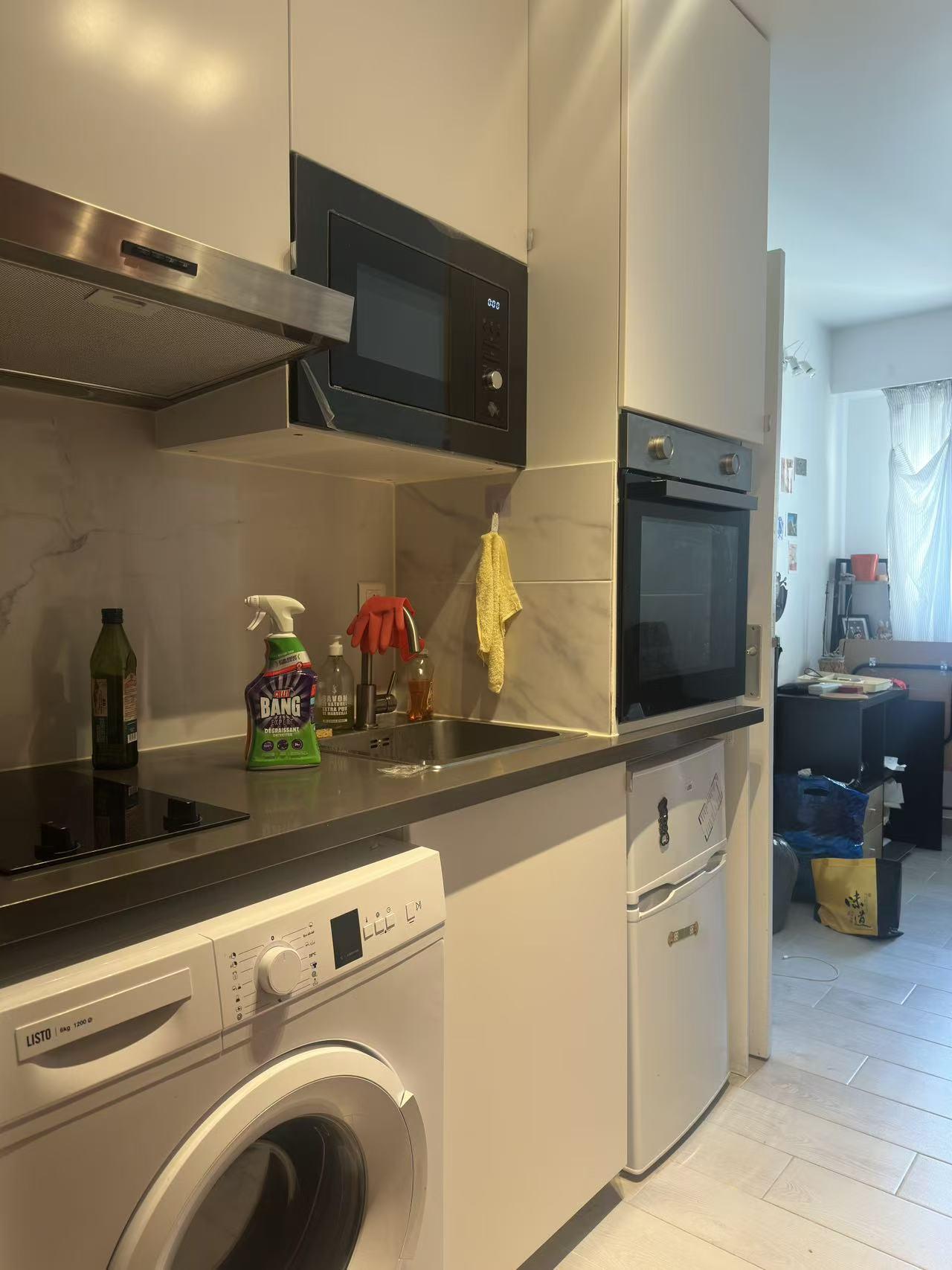 PARIS 15e·24m²·F2··A long terme uniquement[Location à Paris France]