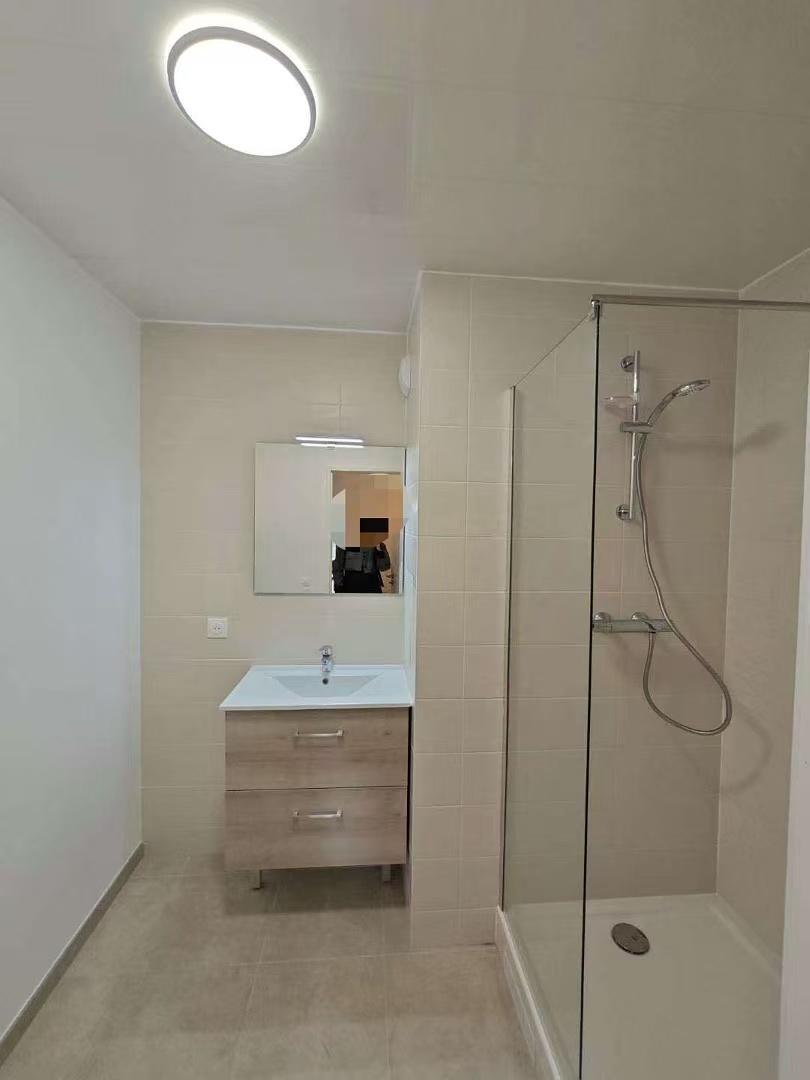 Châtenay-Malabry 92e·12m²·Separate room in the sharing apartment·With furniture[Paris Rental]