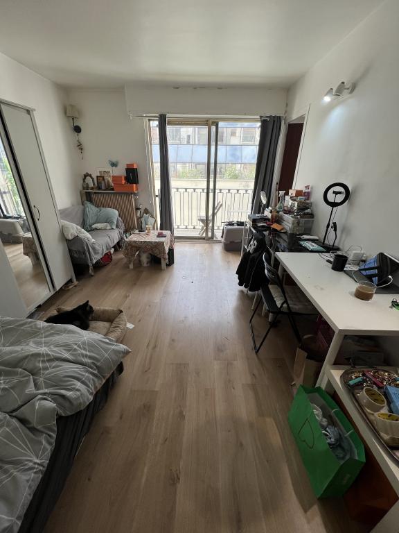 PARIS 8e·27m²·studio·With furniture[Paris Rental]