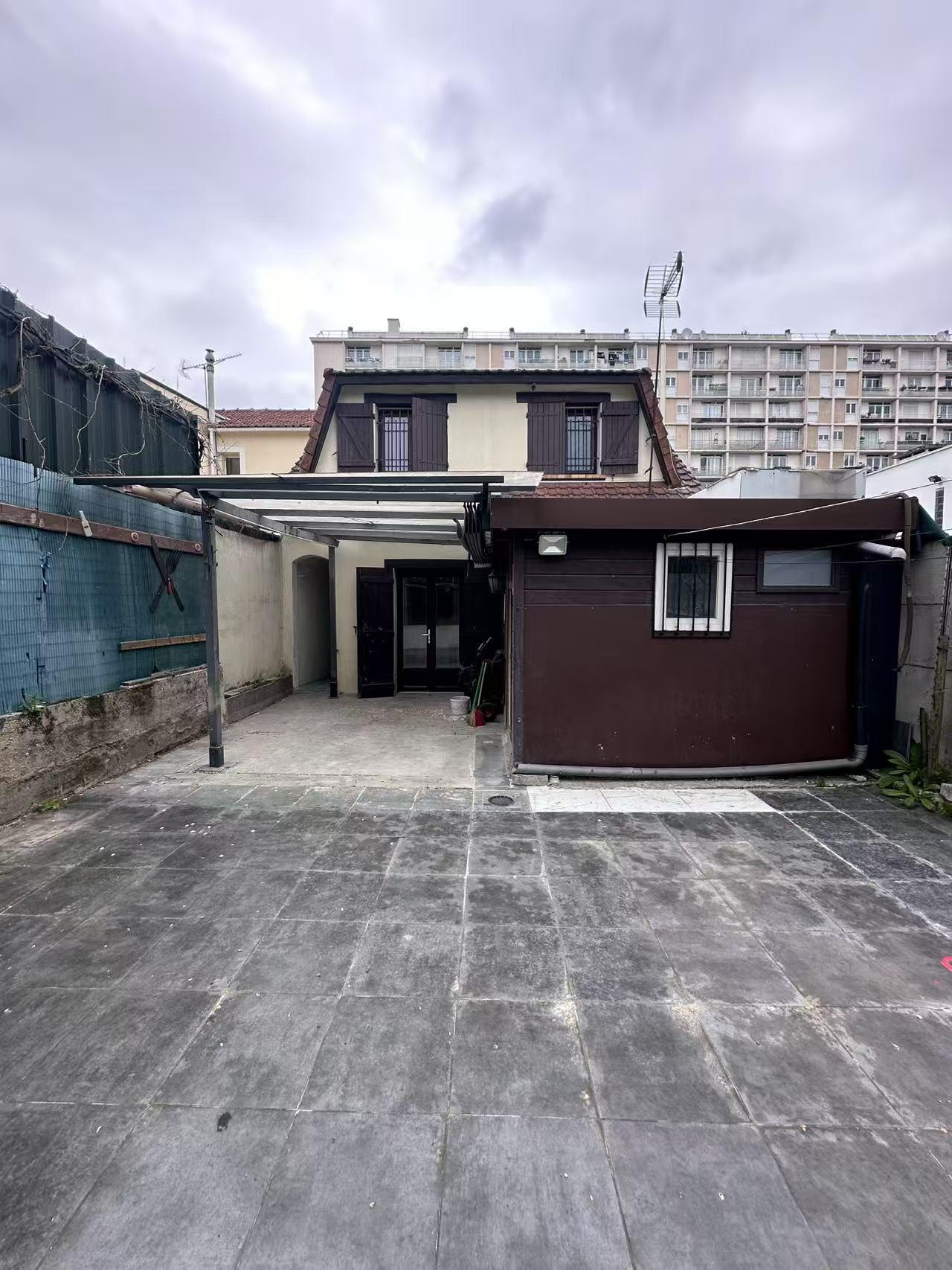 Vitry-sur-Seine 94지역·107m²·빌라·가구 없음[프랑스 부동산,프랑스 아파트 매매,파리 집 구하기,프랑스 임대 부동산,프랑스 부동산 투자,프랑스 아파트 임대 방법,파리 집 계약 절차,프랑스 부동산 세금 정보,프랑스 부동산 중개인 추천,프랑스 주택 임대 시세,프랑스 주택 관리 서비스,프랑스 아파트 월세,프랑스 단기 임대,파리 집 임대,프랑스 월세 계약,프랑스 월세 시세,파리 임대 집 추천,프랑스 임대,프랑스 월세 ,프랑스 부동산 임대 서비스,프랑스 부동산 중개,프랑스 부동산 에이전시,파리 부동산 중개인,프랑스 부동산 매물,파리 부동산 에이전시 추천,파리 현지 부동산 상담,파리 부동산 거래 대행,프랑스 부동산 시세 조회,프랑스 부동산 서비스,파리 부동산 에이전시,프랑스 부동산 전문가,프랑스 부동산 거래 팁,프랑스 주택 중개 플랫폼,파리 유학생 ,프랑스 유학 집 구하기,파리 학생 기숙사 임대,프랑스 유학생 월세 아파트,프랑스 유학 임대 계약,파리 유학 생활 집 구하기,프랑스 유학생 쉐어하우스,프랑스 가족용 주택 매매,파리 가족 아파트 임대,프랑스 어린이 학교 근처 집,프랑스 이민 주택 ,맞춤형 부동산 서비스,파리 단기 임대 아파트,프랑스 출장용 주택,파리 월 단위 임대]