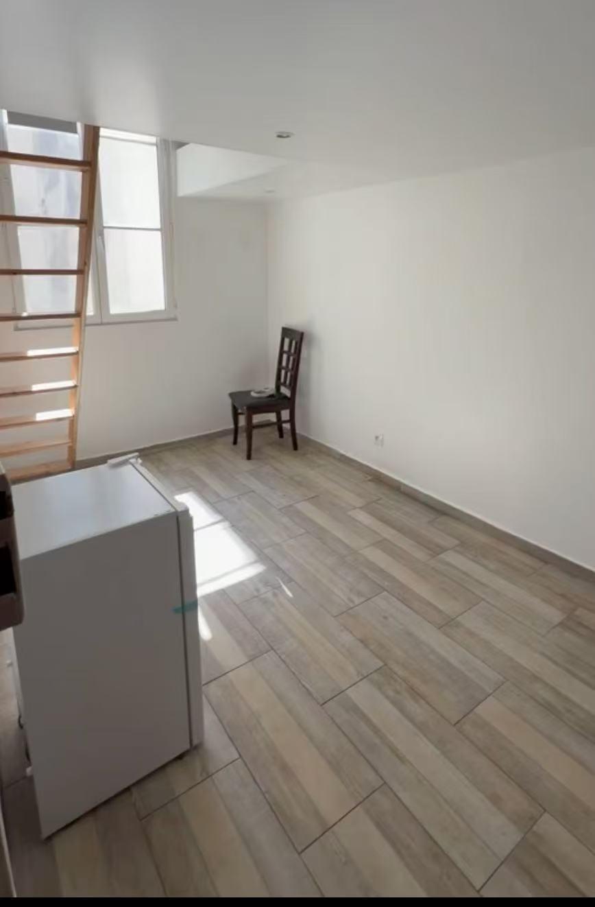 PARIS 3e·15m²·Studio·Meublé[Location à Paris France]