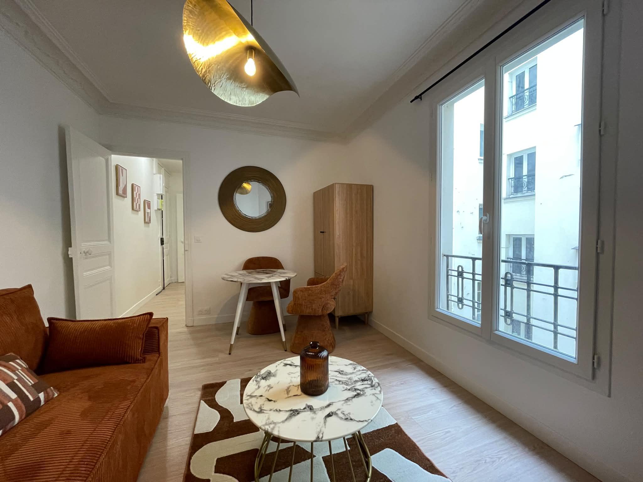 PARIS 18区·23平·studio·有家具[法国巴黎租房]