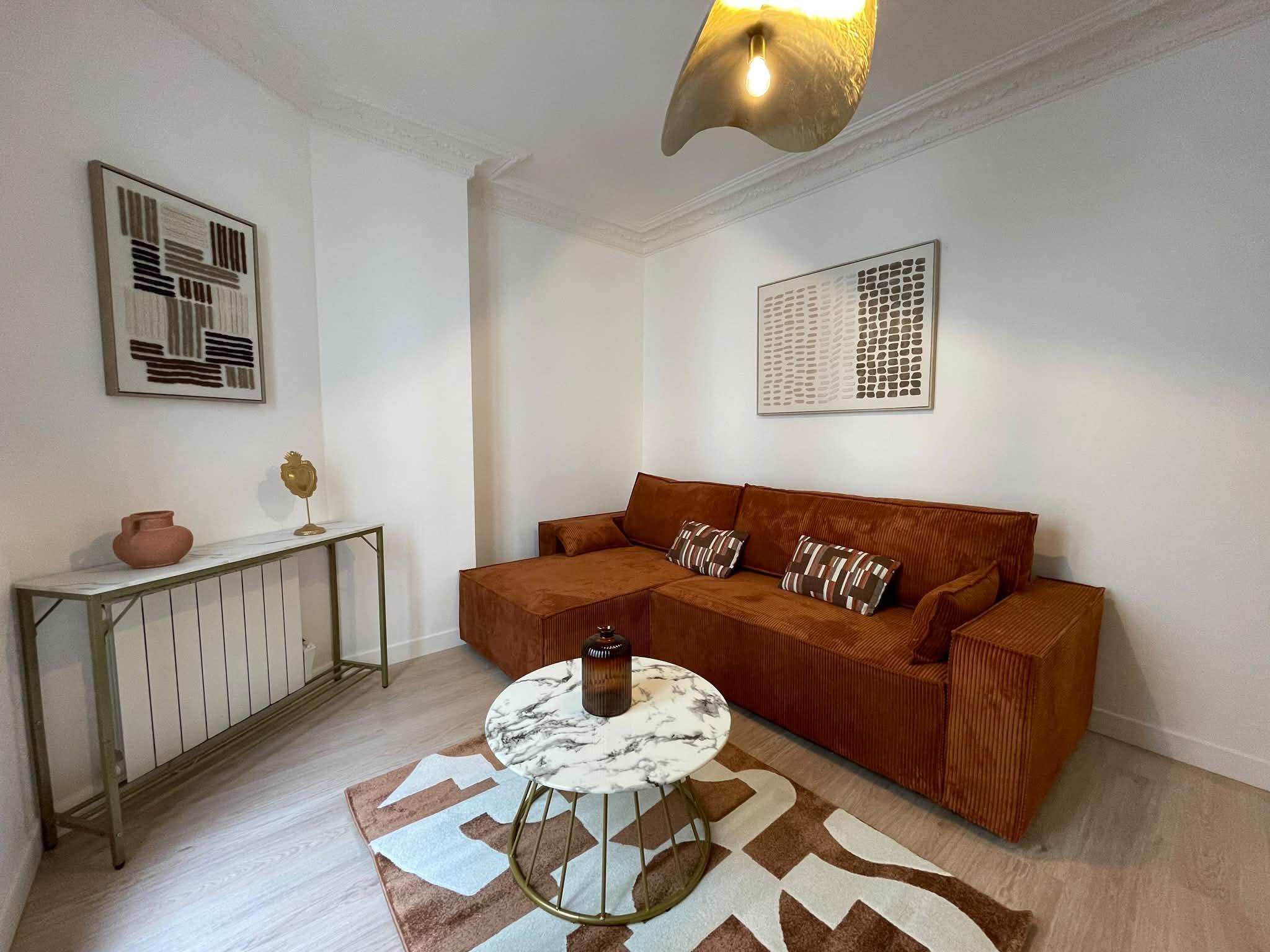 PARIS 18区·23平·studio·有家具[法国巴黎租房]