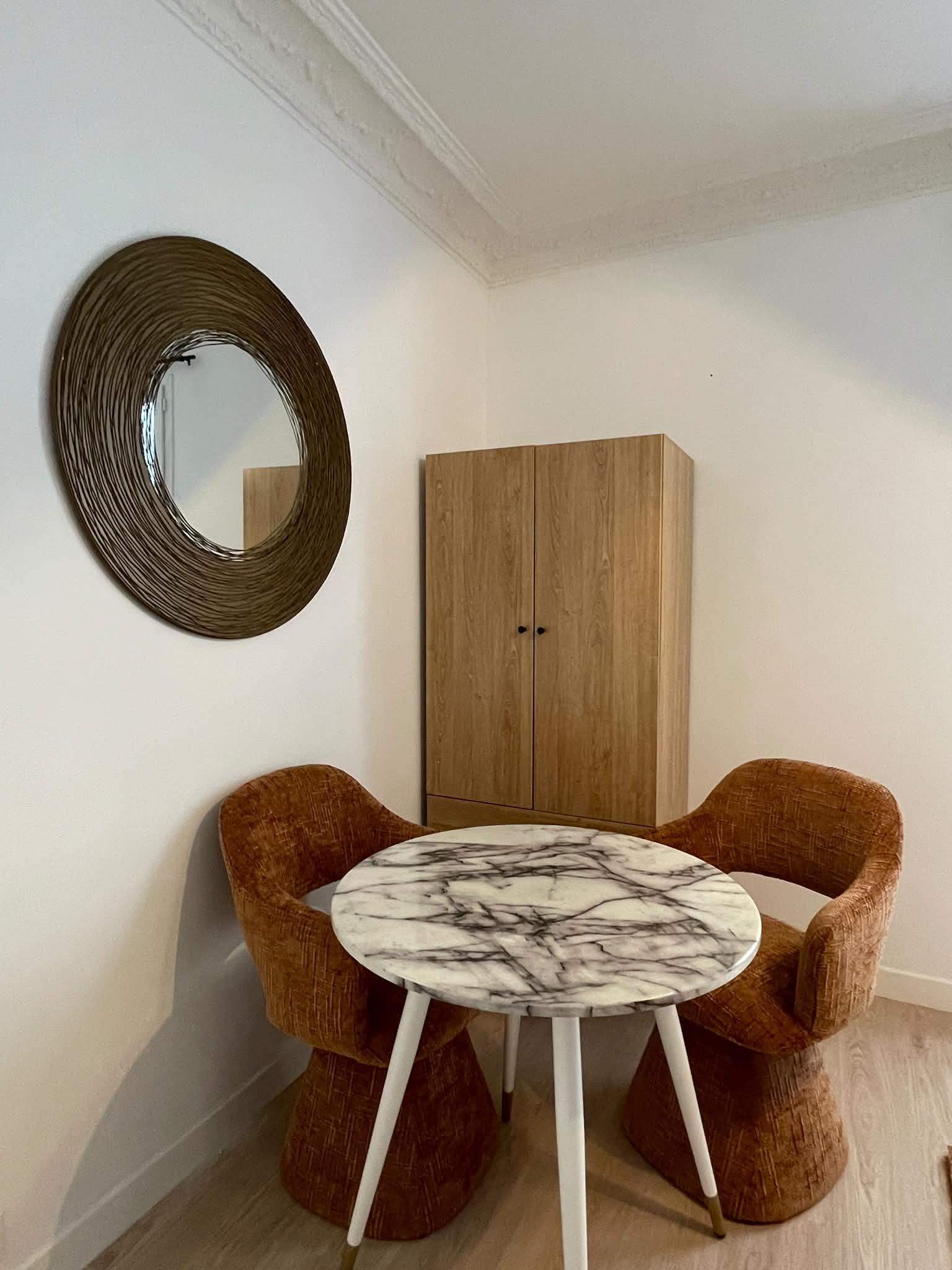 PARIS 18区·23平·studio·有家具[法国巴黎租房]