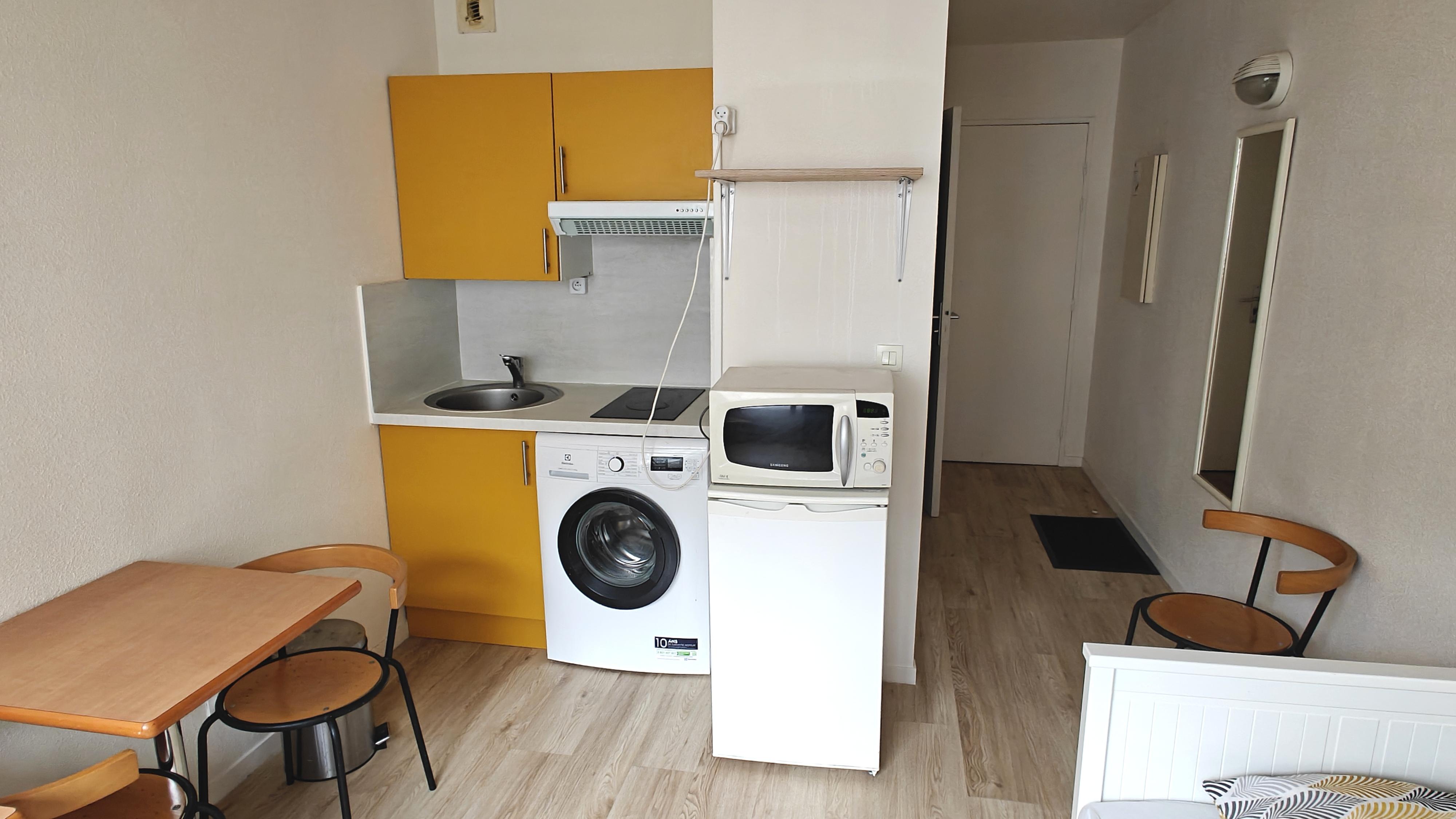 Courbevoie 92지역·19m²·studio·가구[프랑스 부동산,프랑스 아파트 매매,파리 집 구하기,프랑스 임대 부동산,프랑스 부동산 투자,프랑스 아파트 임대 방법,파리 집 계약 절차,프랑스 부동산 세금 정보,프랑스 부동산 중개인 추천,프랑스 주택 임대 시세,프랑스 주택 관리 서비스,프랑스 아파트 월세,프랑스 단기 임대,파리 집 임대,프랑스 월세 계약,프랑스 월세 시세,파리 임대 집 추천,프랑스 임대,프랑스 월세 ,프랑스 부동산 임대 서비스,프랑스 부동산 중개,프랑스 부동산 에이전시,파리 부동산 중개인,프랑스 부동산 매물,파리 부동산 에이전시 추천,파리 현지 부동산 상담,파리 부동산 거래 대행,프랑스 부동산 시세 조회,프랑스 부동산 서비스,파리 부동산 에이전시,프랑스 부동산 전문가,프랑스 부동산 거래 팁,프랑스 주택 중개 플랫폼,파리 유학생 ,프랑스 유학 집 구하기,파리 학생 기숙사 임대,프랑스 유학생 월세 아파트,프랑스 유학 임대 계약,파리 유학 생활 집 구하기,프랑스 유학생 쉐어하우스,프랑스 가족용 주택 매매,파리 가족 아파트 임대,프랑스 어린이 학교 근처 집,프랑스 이민 주택 ,맞춤형 부동산 서비스,파리 단기 임대 아파트,프랑스 출장용 주택,파리 월 단위 임대]