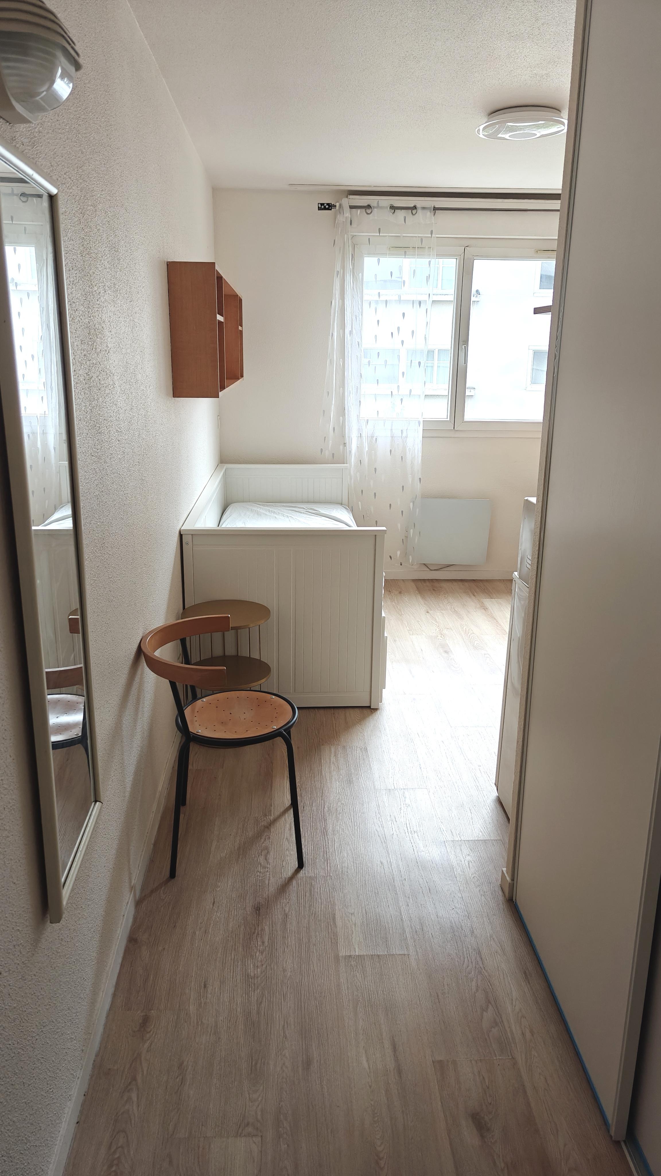 Courbevoie 92지역·19m²·studio·가구[프랑스 부동산,프랑스 아파트 매매,파리 집 구하기,프랑스 임대 부동산,프랑스 부동산 투자,프랑스 아파트 임대 방법,파리 집 계약 절차,프랑스 부동산 세금 정보,프랑스 부동산 중개인 추천,프랑스 주택 임대 시세,프랑스 주택 관리 서비스,프랑스 아파트 월세,프랑스 단기 임대,파리 집 임대,프랑스 월세 계약,프랑스 월세 시세,파리 임대 집 추천,프랑스 임대,프랑스 월세 ,프랑스 부동산 임대 서비스,프랑스 부동산 중개,프랑스 부동산 에이전시,파리 부동산 중개인,프랑스 부동산 매물,파리 부동산 에이전시 추천,파리 현지 부동산 상담,파리 부동산 거래 대행,프랑스 부동산 시세 조회,프랑스 부동산 서비스,파리 부동산 에이전시,프랑스 부동산 전문가,프랑스 부동산 거래 팁,프랑스 주택 중개 플랫폼,파리 유학생 ,프랑스 유학 집 구하기,파리 학생 기숙사 임대,프랑스 유학생 월세 아파트,프랑스 유학 임대 계약,파리 유학 생활 집 구하기,프랑스 유학생 쉐어하우스,프랑스 가족용 주택 매매,파리 가족 아파트 임대,프랑스 어린이 학교 근처 집,프랑스 이민 주택 ,맞춤형 부동산 서비스,파리 단기 임대 아파트,프랑스 출장용 주택,파리 월 단위 임대]