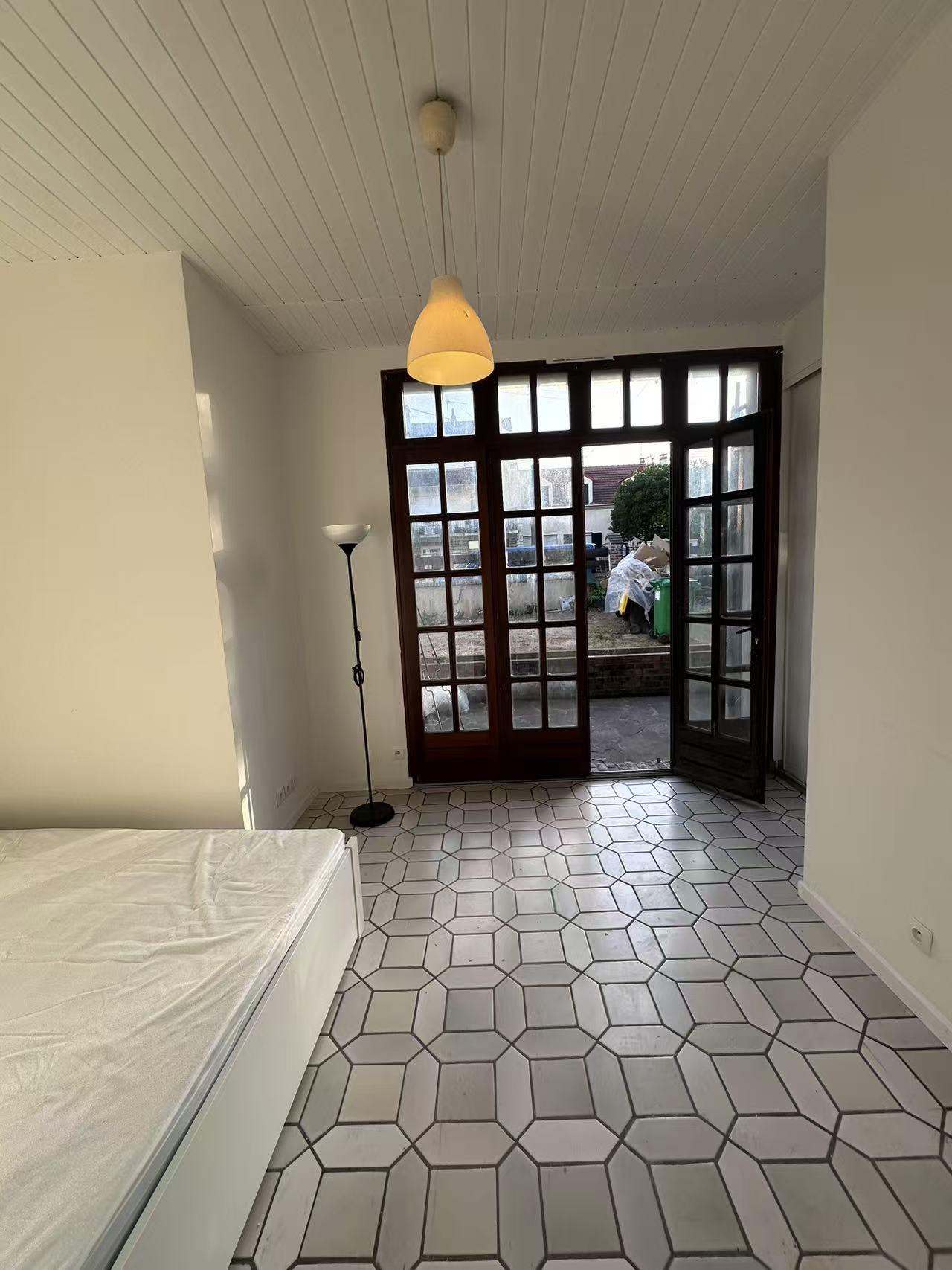 Vitry-sur-Seine 94지역·25m²·studio·가구[프랑스 부동산,프랑스 아파트 매매,파리 집 구하기,프랑스 임대 부동산,프랑스 부동산 투자,프랑스 아파트 임대 방법,파리 집 계약 절차,프랑스 부동산 세금 정보,프랑스 부동산 중개인 추천,프랑스 주택 임대 시세,프랑스 주택 관리 서비스,프랑스 아파트 월세,프랑스 단기 임대,파리 집 임대,프랑스 월세 계약,프랑스 월세 시세,파리 임대 집 추천,프랑스 임대,프랑스 월세 ,프랑스 부동산 임대 서비스,프랑스 부동산 중개,프랑스 부동산 에이전시,파리 부동산 중개인,프랑스 부동산 매물,파리 부동산 에이전시 추천,파리 현지 부동산 상담,파리 부동산 거래 대행,프랑스 부동산 시세 조회,프랑스 부동산 서비스,파리 부동산 에이전시,프랑스 부동산 전문가,프랑스 부동산 거래 팁,프랑스 주택 중개 플랫폼,파리 유학생 ,프랑스 유학 집 구하기,파리 학생 기숙사 임대,프랑스 유학생 월세 아파트,프랑스 유학 임대 계약,파리 유학 생활 집 구하기,프랑스 유학생 쉐어하우스,프랑스 가족용 주택 매매,파리 가족 아파트 임대,프랑스 어린이 학교 근처 집,프랑스 이민 주택 ,맞춤형 부동산 서비스,파리 단기 임대 아파트,프랑스 출장용 주택,파리 월 단위 임대]