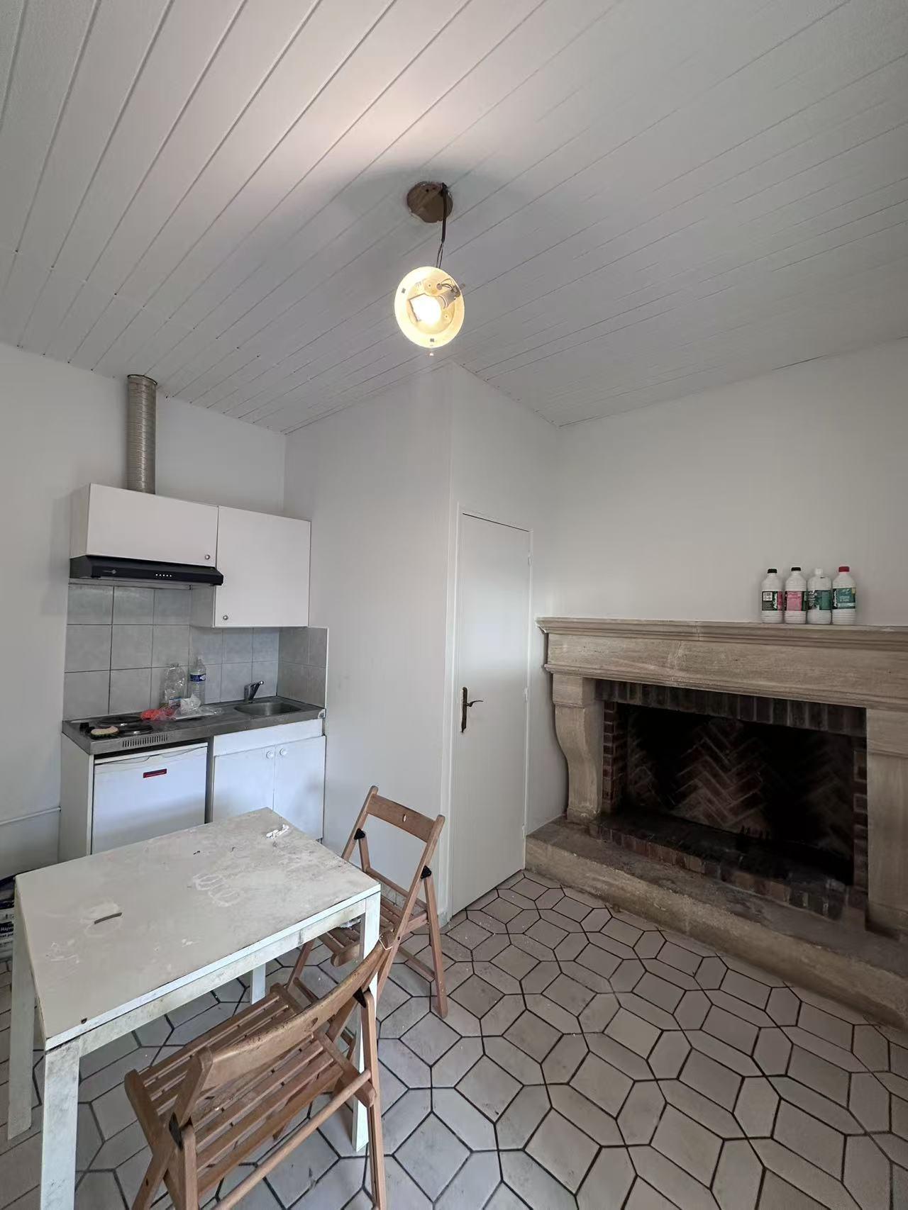 Vitry-sur-Seine 94지역·25m²·studio·가구[프랑스 부동산,프랑스 아파트 매매,파리 집 구하기,프랑스 임대 부동산,프랑스 부동산 투자,프랑스 아파트 임대 방법,파리 집 계약 절차,프랑스 부동산 세금 정보,프랑스 부동산 중개인 추천,프랑스 주택 임대 시세,프랑스 주택 관리 서비스,프랑스 아파트 월세,프랑스 단기 임대,파리 집 임대,프랑스 월세 계약,프랑스 월세 시세,파리 임대 집 추천,프랑스 임대,프랑스 월세 ,프랑스 부동산 임대 서비스,프랑스 부동산 중개,프랑스 부동산 에이전시,파리 부동산 중개인,프랑스 부동산 매물,파리 부동산 에이전시 추천,파리 현지 부동산 상담,파리 부동산 거래 대행,프랑스 부동산 시세 조회,프랑스 부동산 서비스,파리 부동산 에이전시,프랑스 부동산 전문가,프랑스 부동산 거래 팁,프랑스 주택 중개 플랫폼,파리 유학생 ,프랑스 유학 집 구하기,파리 학생 기숙사 임대,프랑스 유학생 월세 아파트,프랑스 유학 임대 계약,파리 유학 생활 집 구하기,프랑스 유학생 쉐어하우스,프랑스 가족용 주택 매매,파리 가족 아파트 임대,프랑스 어린이 학교 근처 집,프랑스 이민 주택 ,맞춤형 부동산 서비스,파리 단기 임대 아파트,프랑스 출장용 주택,파리 월 단위 임대]