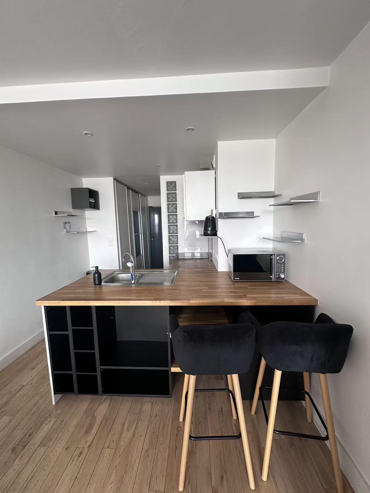 PARIS 18지역·26.6m²·studio·가구[프랑스 부동산,프랑스 아파트 매매,파리 집 구하기,프랑스 임대 부동산,프랑스 부동산 투자,프랑스 아파트 임대 방법,파리 집 계약 절차,프랑스 부동산 세금 정보,프랑스 부동산 중개인 추천,프랑스 주택 임대 시세,프랑스 주택 관리 서비스,프랑스 아파트 월세,프랑스 단기 임대,파리 집 임대,프랑스 월세 계약,프랑스 월세 시세,파리 임대 집 추천,프랑스 임대,프랑스 월세 ,프랑스 부동산 임대 서비스,프랑스 부동산 중개,프랑스 부동산 에이전시,파리 부동산 중개인,프랑스 부동산 매물,파리 부동산 에이전시 추천,파리 현지 부동산 상담,파리 부동산 거래 대행,프랑스 부동산 시세 조회,프랑스 부동산 서비스,파리 부동산 에이전시,프랑스 부동산 전문가,프랑스 부동산 거래 팁,프랑스 주택 중개 플랫폼,파리 유학생 ,프랑스 유학 집 구하기,파리 학생 기숙사 임대,프랑스 유학생 월세 아파트,프랑스 유학 임대 계약,파리 유학 생활 집 구하기,프랑스 유학생 쉐어하우스,프랑스 가족용 주택 매매,파리 가족 아파트 임대,프랑스 어린이 학교 근처 집,프랑스 이민 주택 ,맞춤형 부동산 서비스,파리 단기 임대 아파트,프랑스 출장용 주택,파리 월 단위 임대]