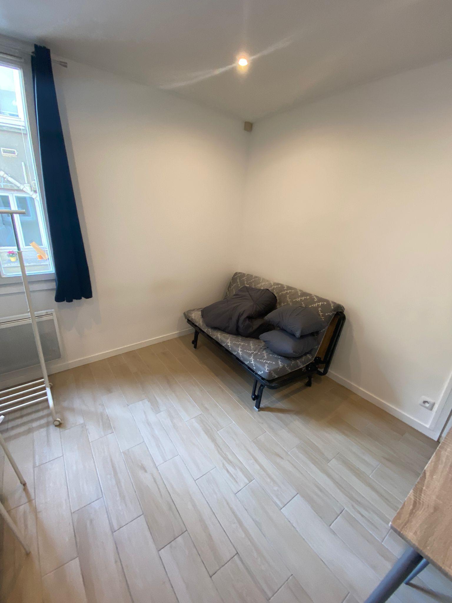 PARIS 11e·13m²·studio·With furniture[Paris Rental]