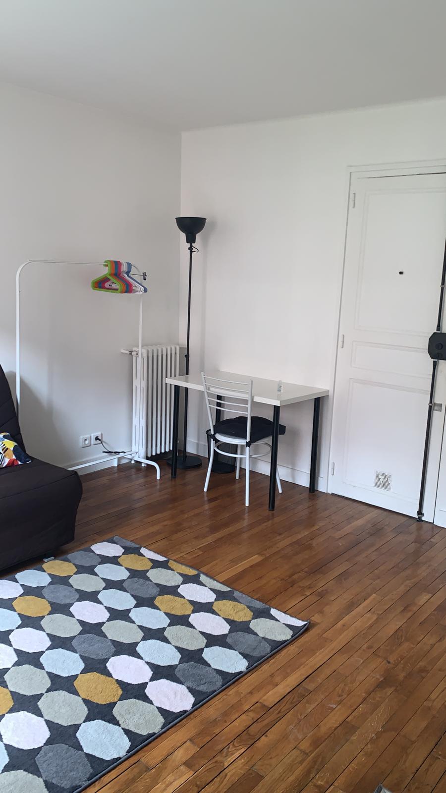 PARIS 20e·20m²·studio·With furniture·Long-term only[Paris Rental]