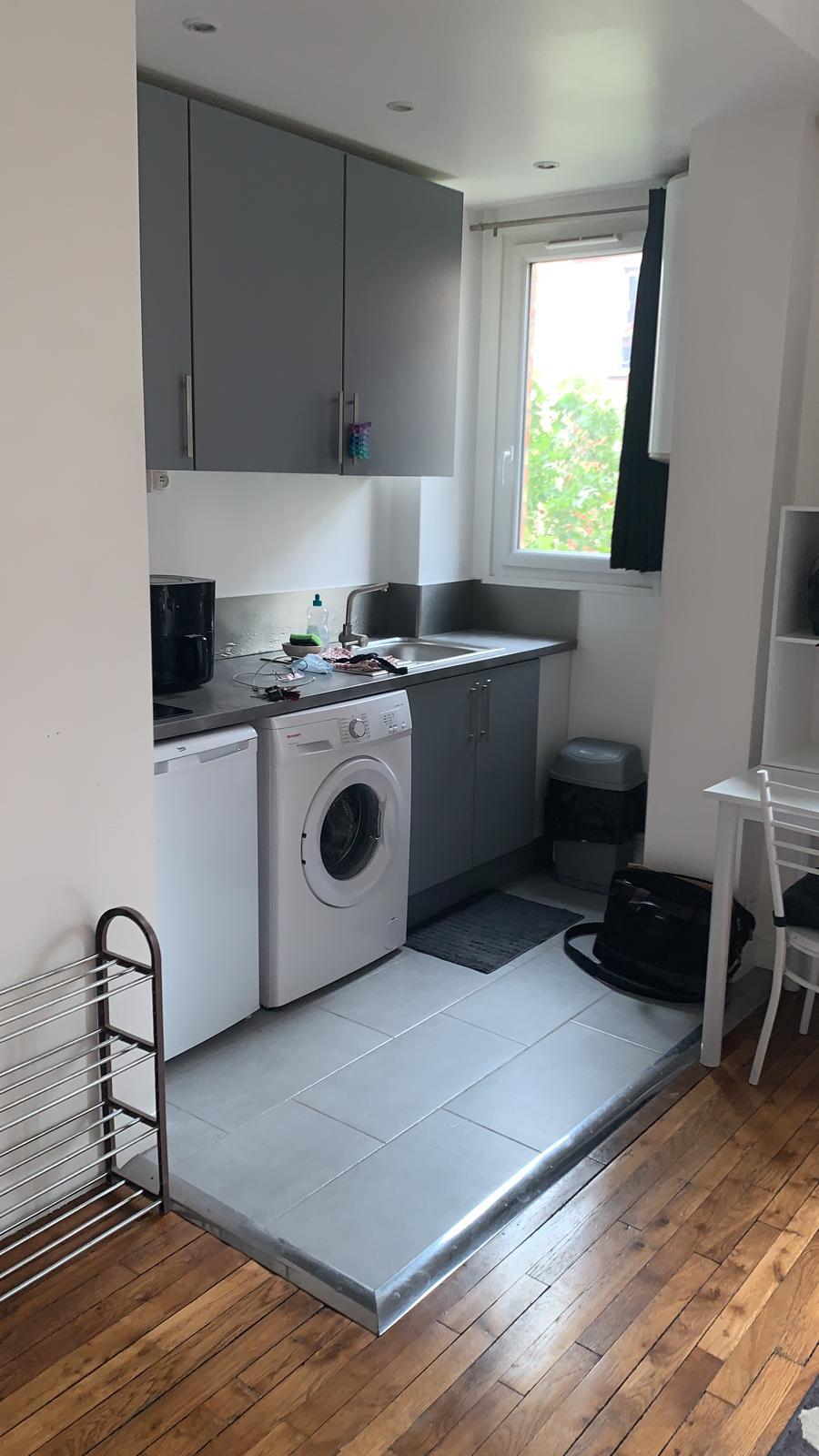 PARIS 20e·20m²·studio·With furniture·Long-term only[Paris Rental]