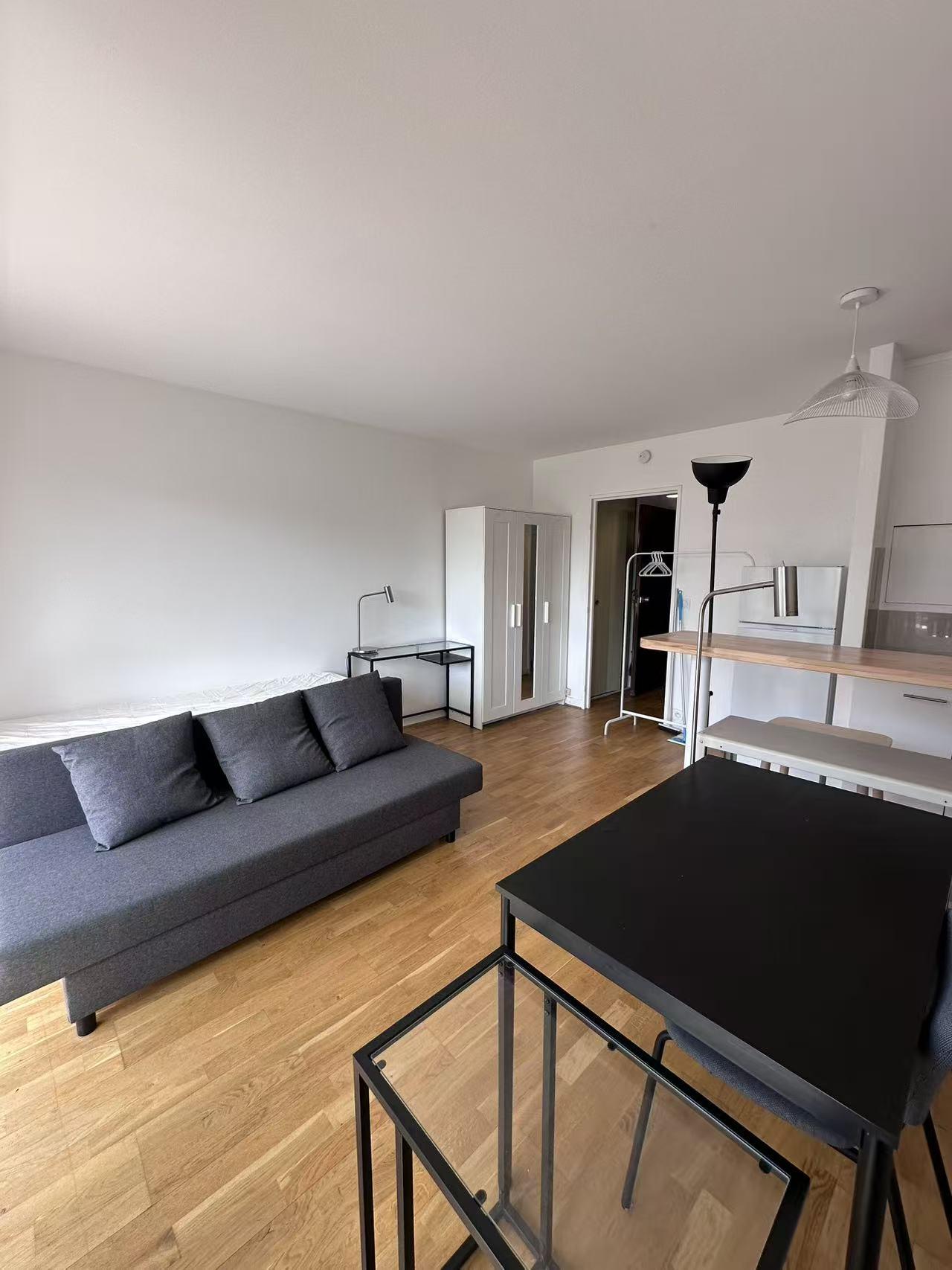 Clichy 92e·26m²·F1·Studio·With furniture[Paris Rental]