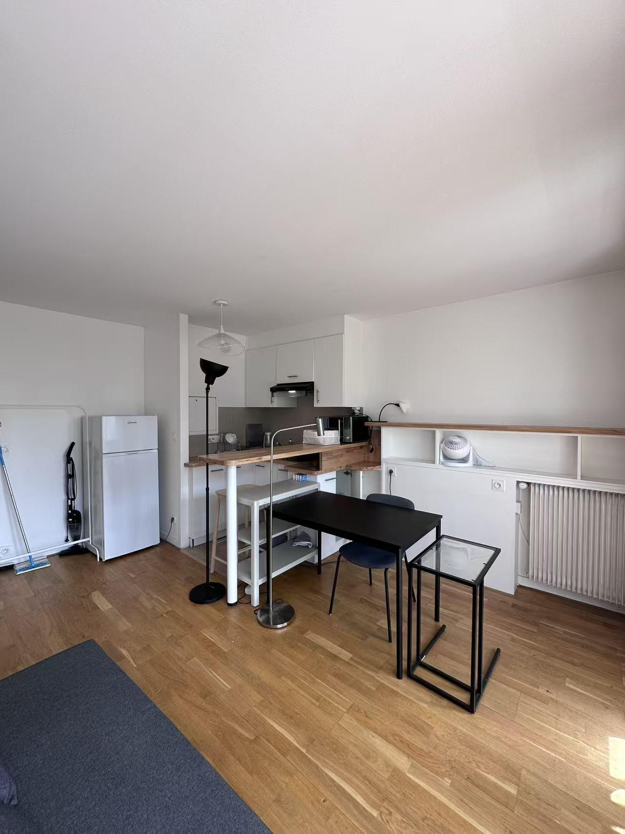 Clichy 92e·26m²·studio·With furniture[Paris Rental]