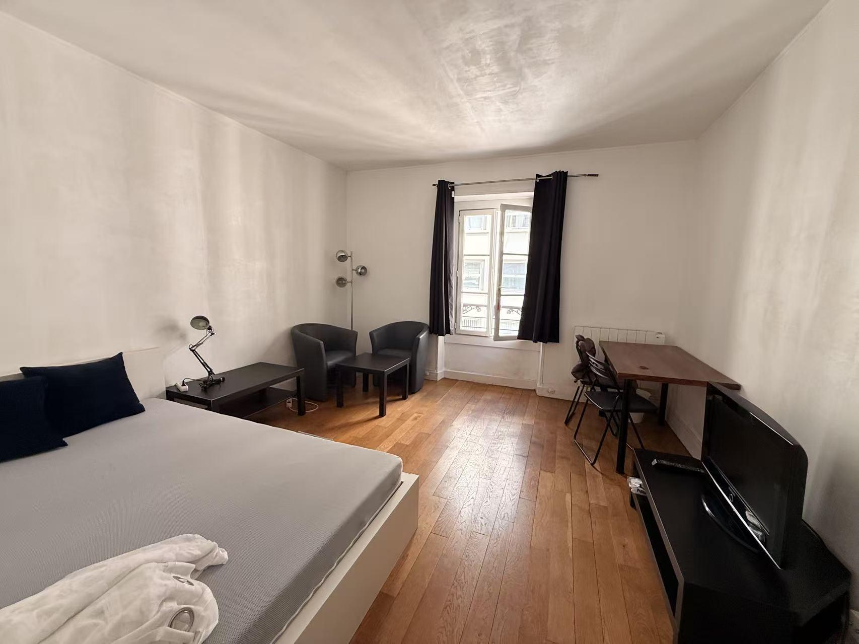 PARIS 8e·24.5m²·apartment·With furniture·Long-term only[Paris Rental]