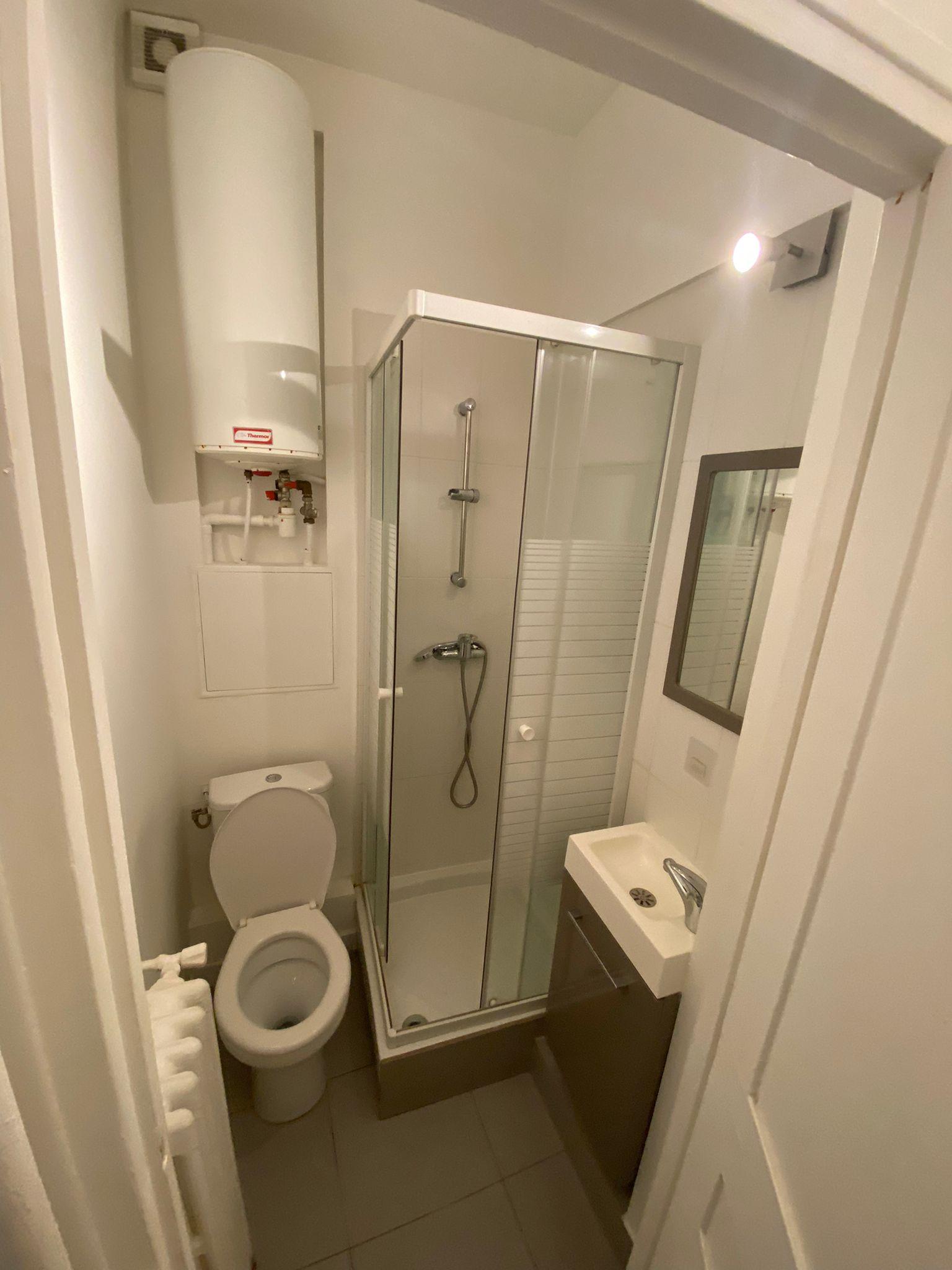 PARIS 20e·18m²·studio·With furniture·Long-term only[Paris Rental]