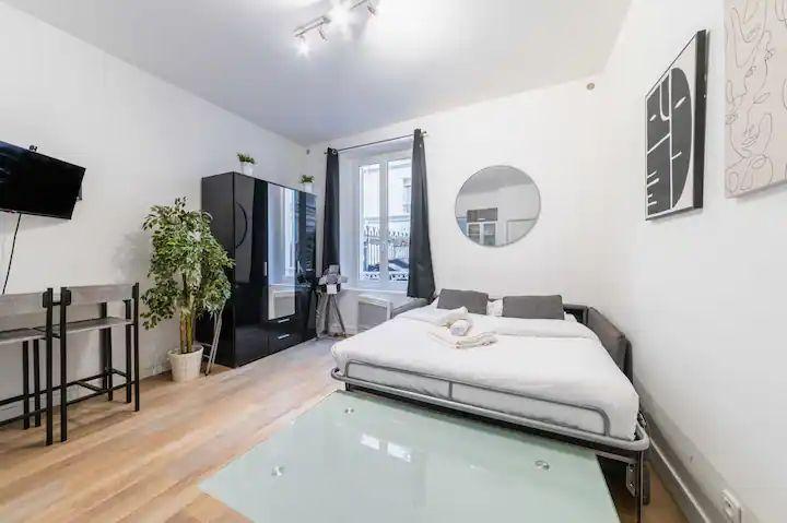 PARIS 18e·21.14m²·F1·Studio·With furniture[Paris Rental]