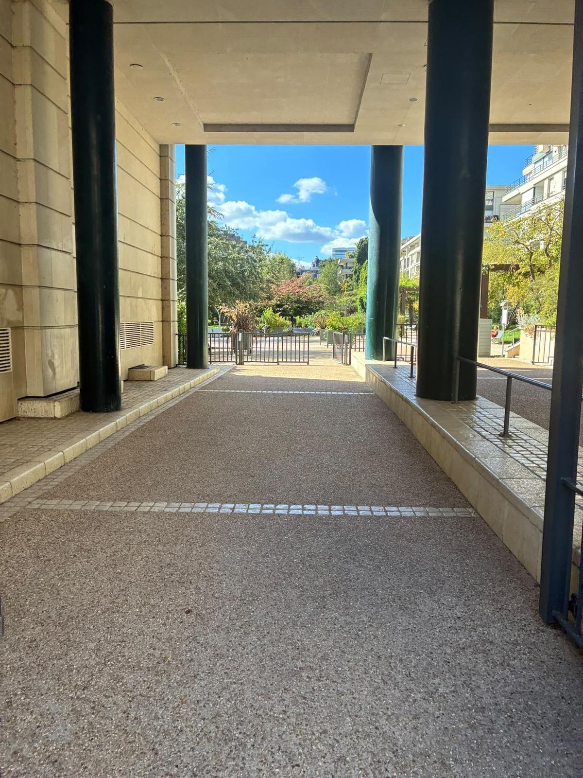 PARIS 16e·24m²·Second-hand·F1[Paris Rental]