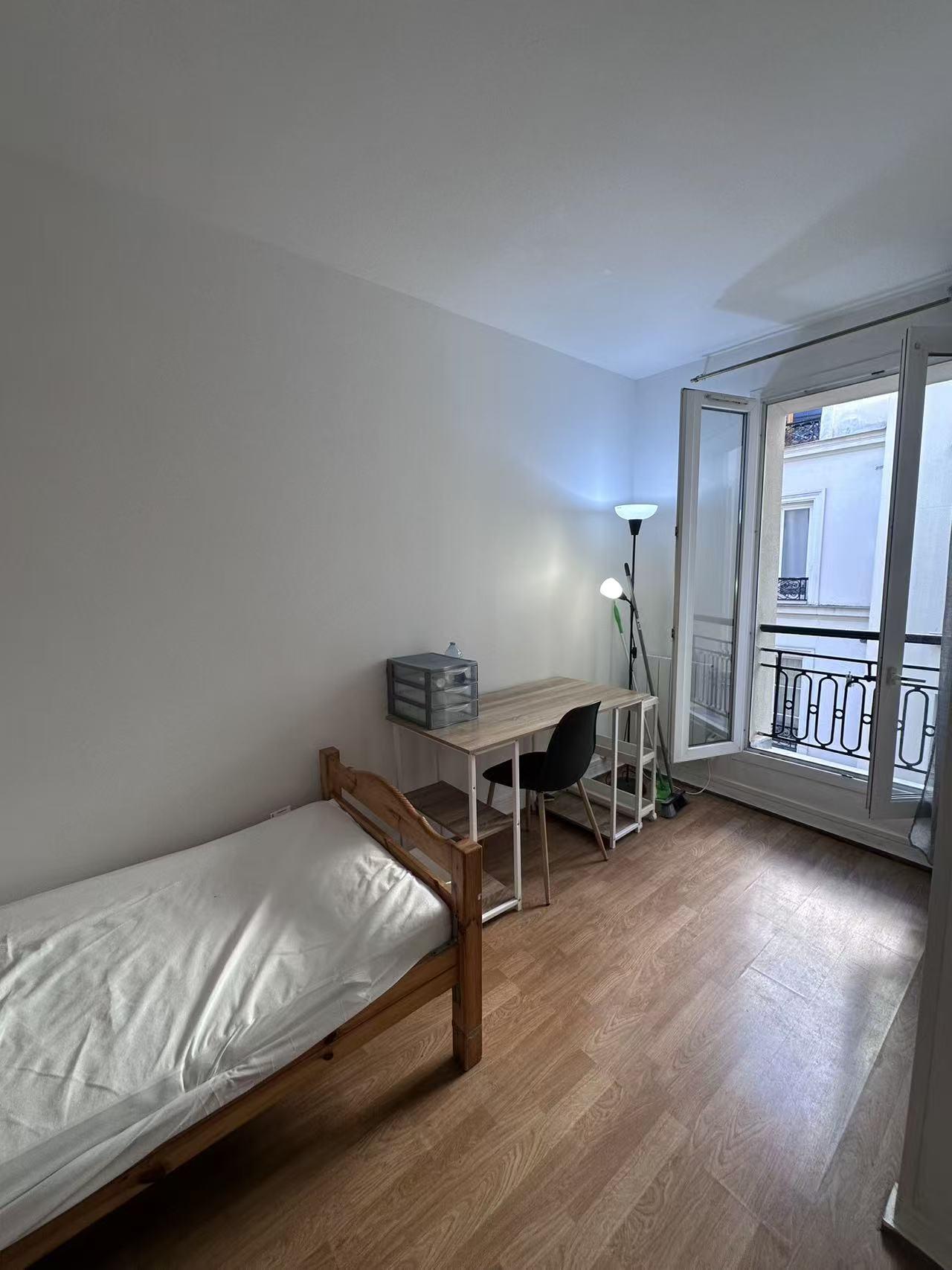 PARIS 9区·15平·F1·studio·有家具[法国巴黎租房]