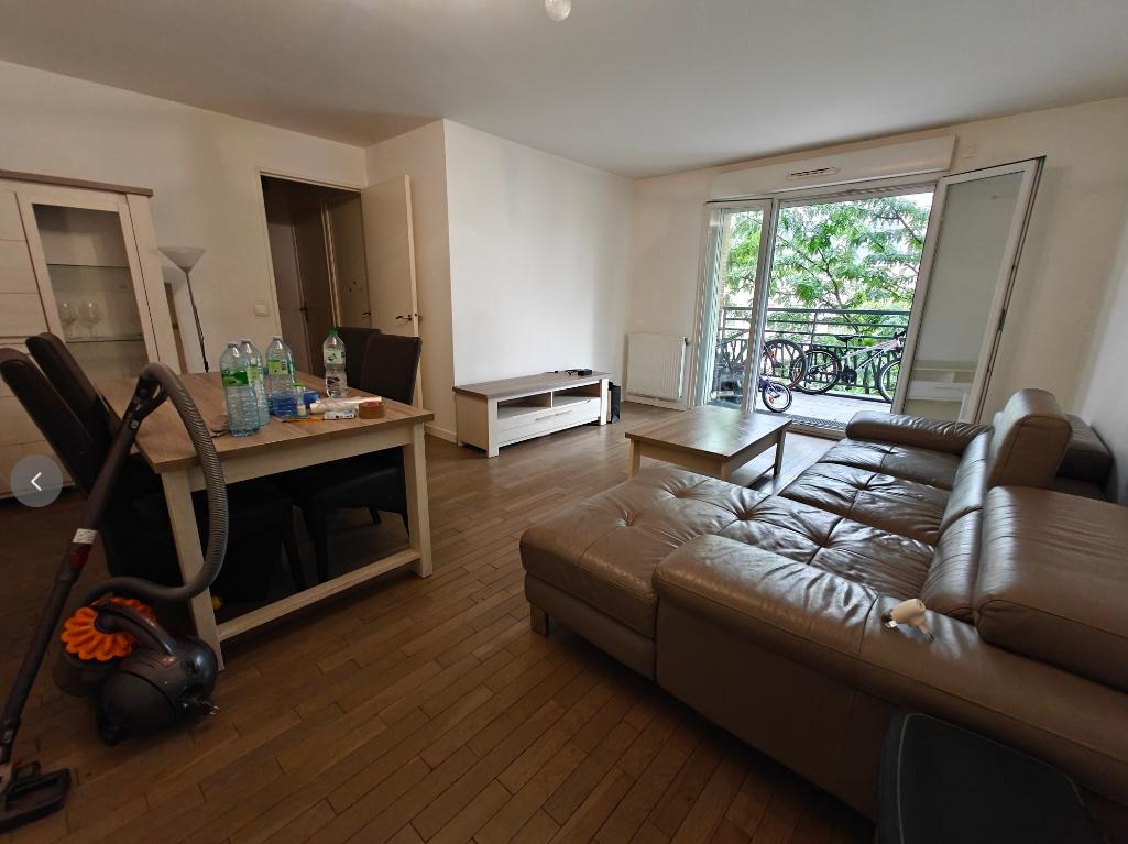 Créteil (94) · 81 m² · F4 · Appartement · Meublé[Location à Paris France]