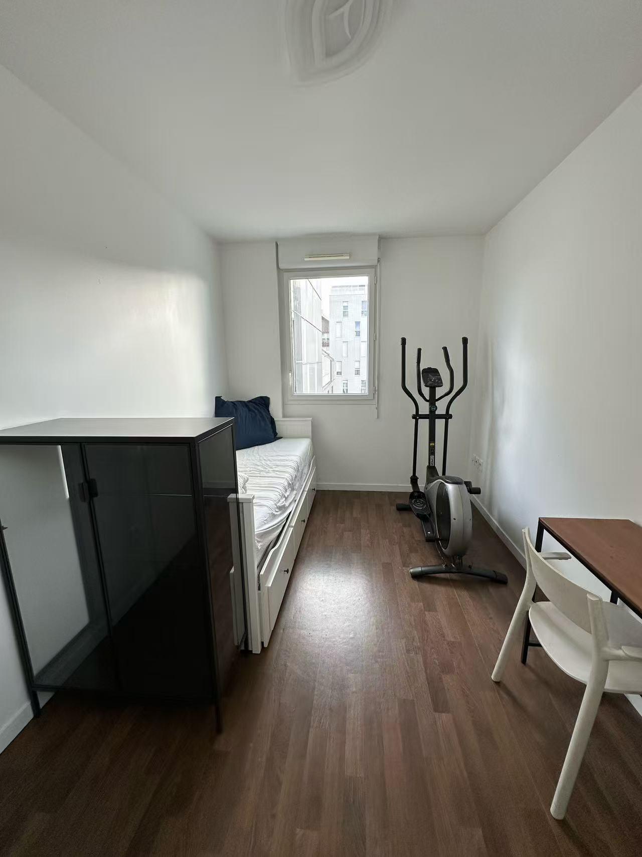 Nanterre 92区·10平·独立房间（合租）·有家具[法国巴黎租房]