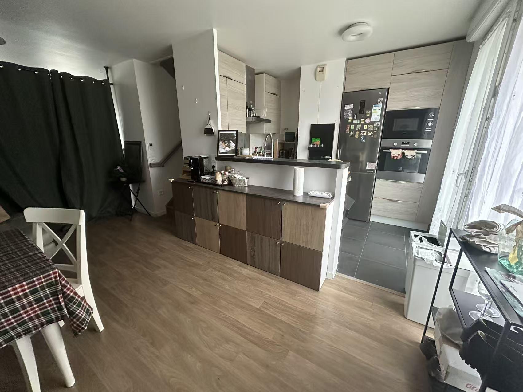 Nanterre 92区·10平·F4·独立房间（合租）·有家具[法国巴黎租房]