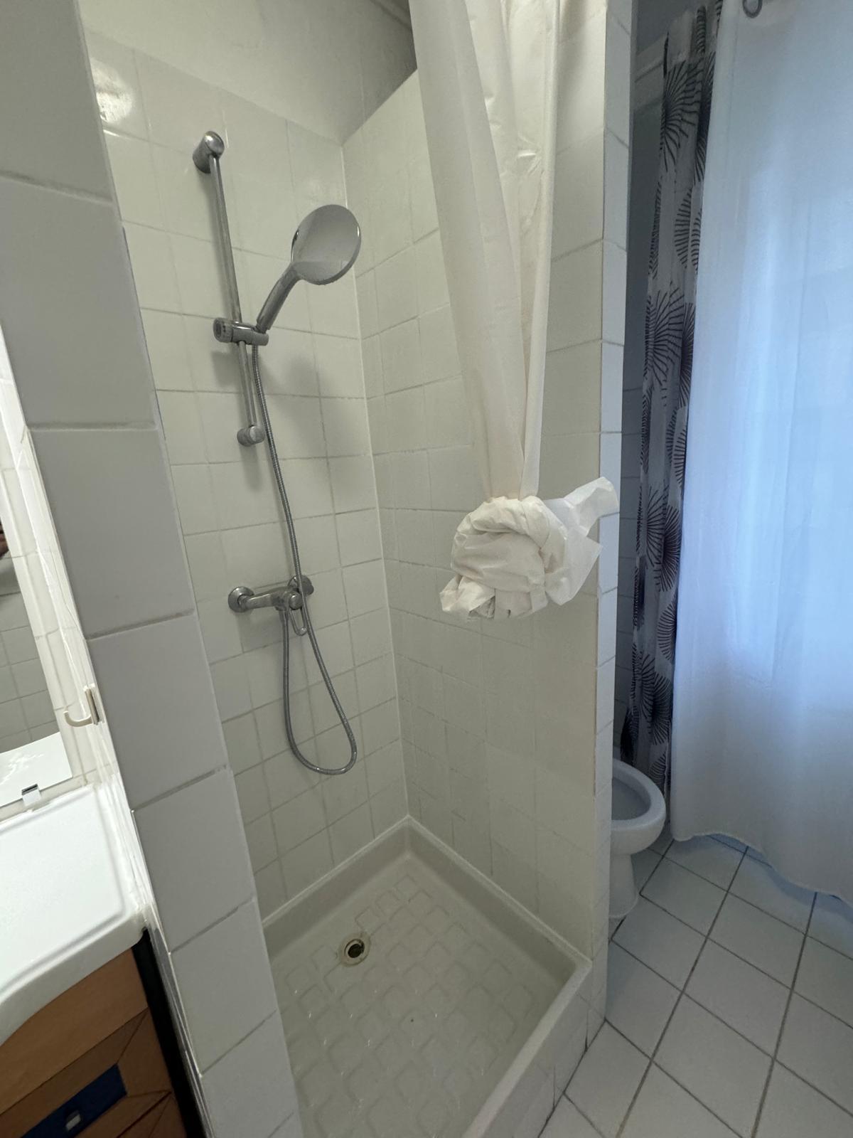 Paris 17e · 29,04 m² · Appartement · Non meublé[Location à Paris France]