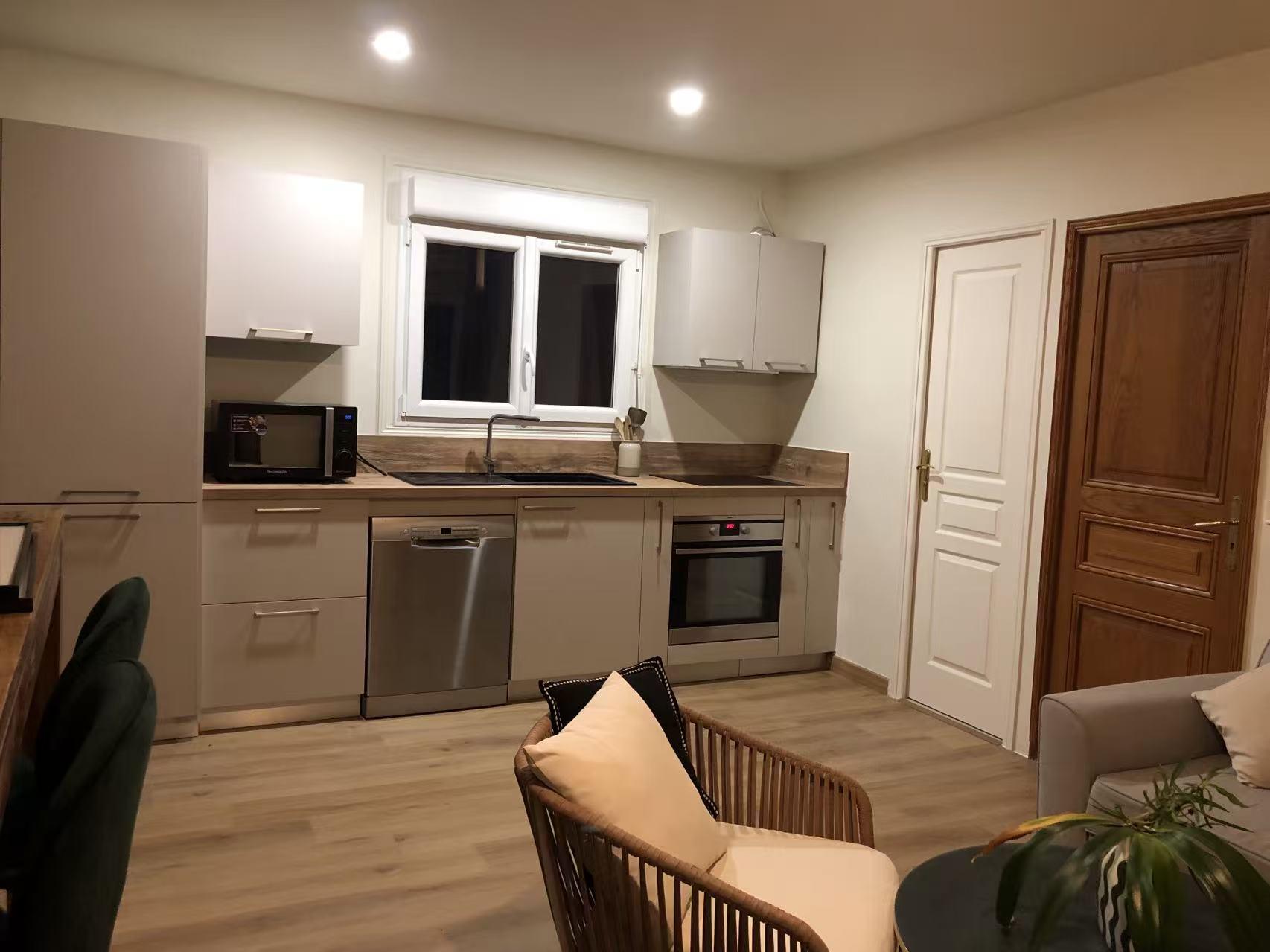 Paris 8e · 39 m² · Apartment · Furnished[Paris Rental]